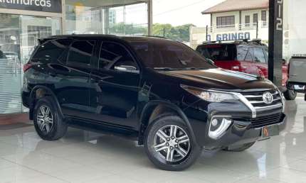 Hilux sw4 sr 4x2 2.7/ 2.7 flex 16v aut.