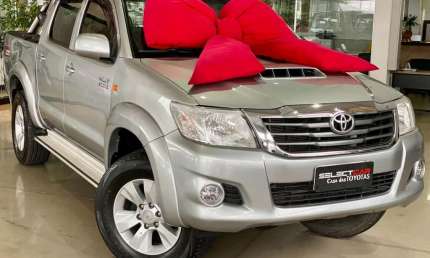 Toyota hilux cd4x4 std 2015