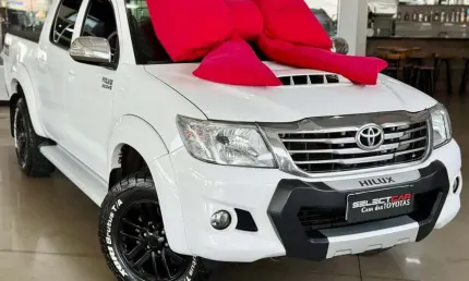 Toyota hilux cd4x4 srv 2015
