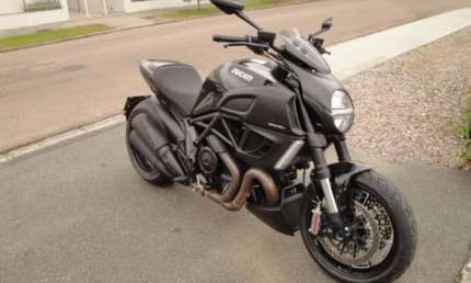 Ducati diavel 1198 black 2012