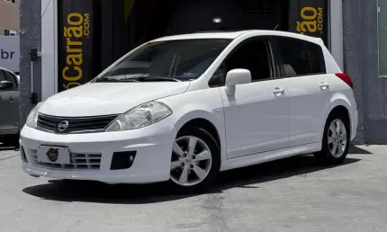 Nissan tiida 18sl flex 2012