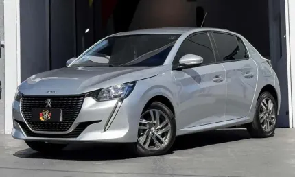 Peugeot 208 allure 1at 2022