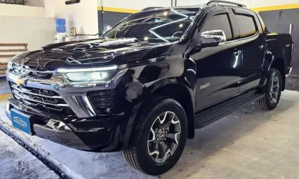 S10 2025 high country turbo diesel completa baixo km com chave reserva e manual
