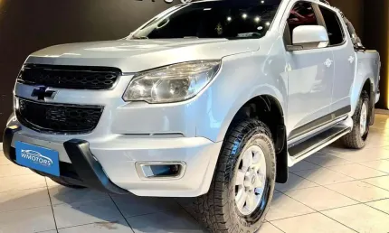 S10 lt 4x4 2013 turbo diesel 2.8 cabine dupla, baixo km completa, aceita troca e financia