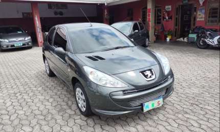 Peugeot 207hb xr 2013