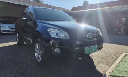 Toyota rav4 4x2 2011