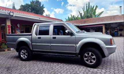 Mitsubishi l-200 cd gls 4x4 2.5 turbo 4p 2002