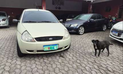 Ford ka gl 2004