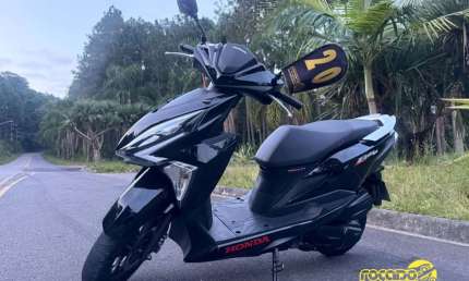 Elite 125 2020 com 15 mil km