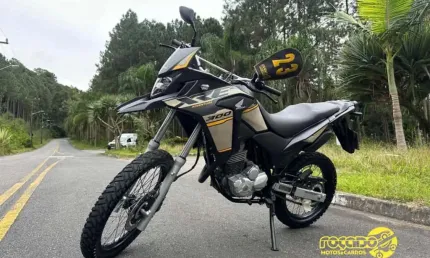 Xre 300 adv 2023c/ 12 mil km