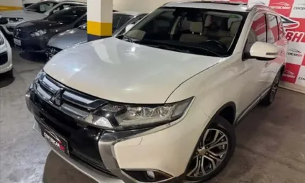 Mitsubishi outlander 2.2 mivec di-d hpe-s awd - 2017/2018