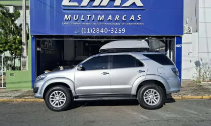 Toyota hilux sw4 2.7 16v 4p flex sr 7 lugares automático