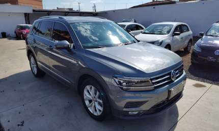 Volkswagen tiguan 1.4 250 tsi total flex allspace comfortline tiptronic