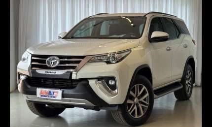 Toyota hilux sw4 srx 4x4 2.8 tdi 16v dies. aut.