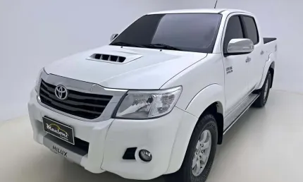 Toyota hilux cd srv d4-d 4x4 3.0 tdi diesel aut 2014