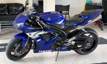 Yamaha yzf r1 1000