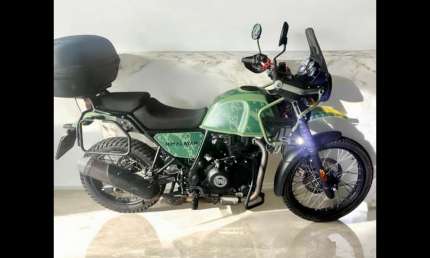 Royal enfield himalayan 411 pine green