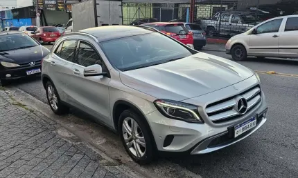 Mercedes-benz gla 200 200 vision 1.6/1.6 tb 16v flex aut.