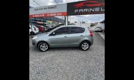 Fiat fiat palio attract 1.4 2013