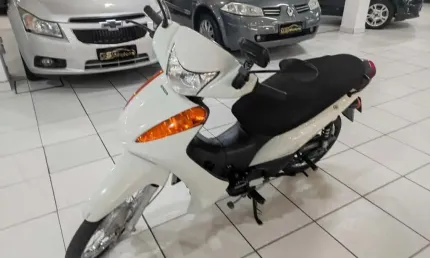 Honda biz 100 es 2015