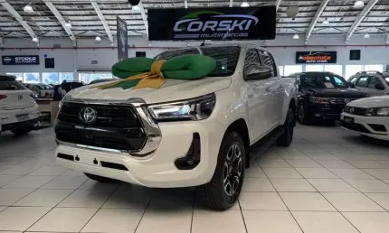Toyota hilux cd dsl 4x4 srx 204cv automático 6m - 2025
