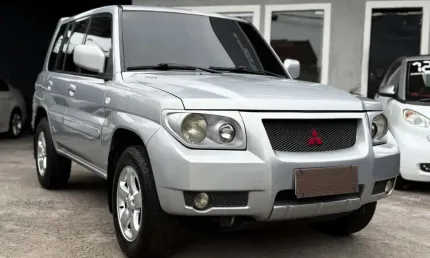 Mitsubishi pajero tr4 2009 2.0 4x4 16v 131cv blindado automático 