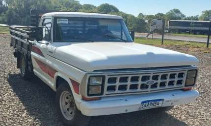 Ford f-1000 3.9 super série cs 8v diesel 2p manual