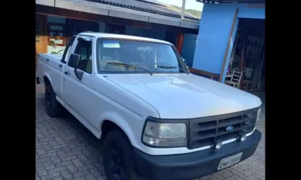 Ford f-1000 2.5 xlt 4x2 cs 8v turbo diesel 2p manual