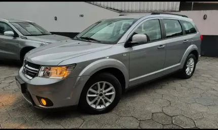 Dodge journey sxt 3.6 v6 2015