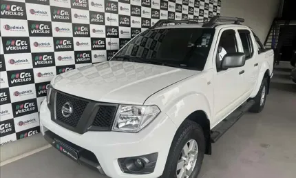 Nissan frontier 2.5 sv attack 4x4 cd turbo el - 2013/2014