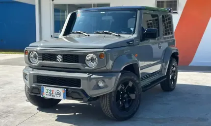Suzuki jimny sie 4stya 2025