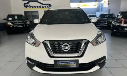Nissan kicks sv cvt 2018