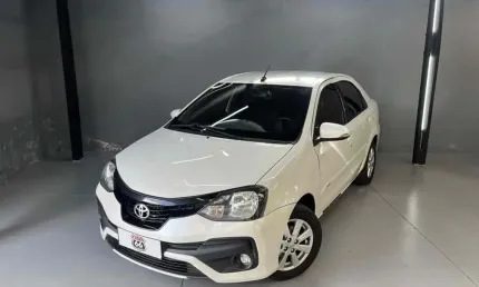 Toyota etios 2020 1.5 x plus sedan 16v flex 4p automático