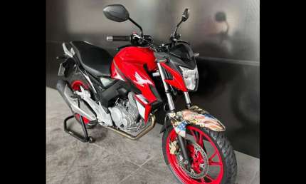 Honda cb 250f twister 2017