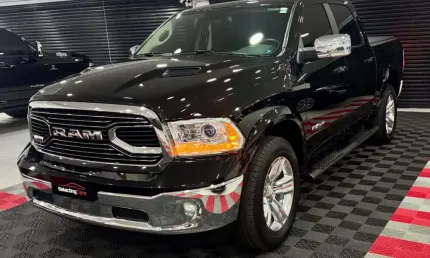 Ram classic laramie 5.7 v8 hemi 400cv