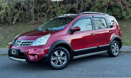 Nissan livina x-gear s 2014