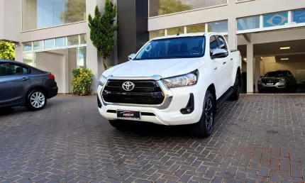 Toyota hilux cd srv 4x4 2.8 tdi diesel aut.