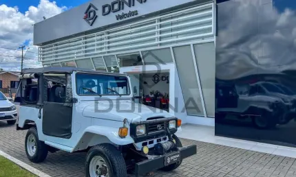 Toyota bandeirante diesel  - branca - 1989/1989