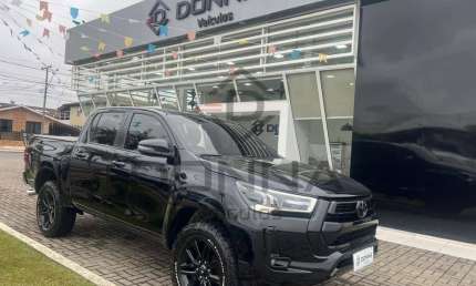 Toyota hilux cd srx 4x4 2.8 tdi 16v diesel aut. - preta - 2016/2017