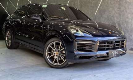 Porsche cayenne 2023 3.0 v6 e-hybrid coupé awd tiptronic s