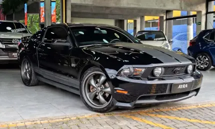 Ford mustang 2010 4.6 gt premium coupé v8 24v gasolina 2p manual