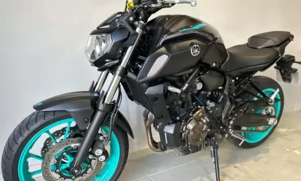 Yamaha mt-07 abs 2025