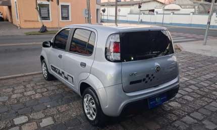 Fiat fiat uno attractive 1.0 2019