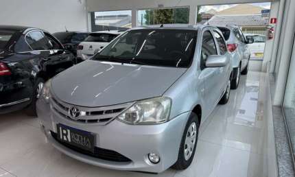 Toyota etios 1.3 x 16v flex 4p manual