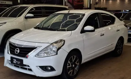 Nissan versa 2017 1.6 16v flex unique 4p xtronic