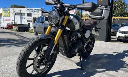 Triumph scrambler 400x 2025