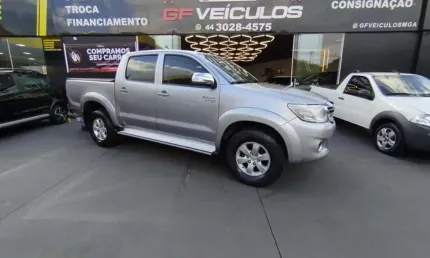 Toyota hilux 2.7 vvt-i flex cd srv 4x2 automático 2015
