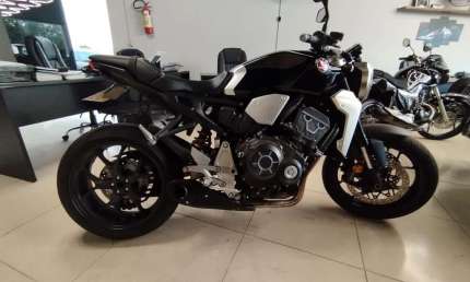 Honda cb 1000r 2020