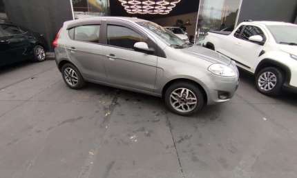 Fiat fiat palio attract 1.4 2013