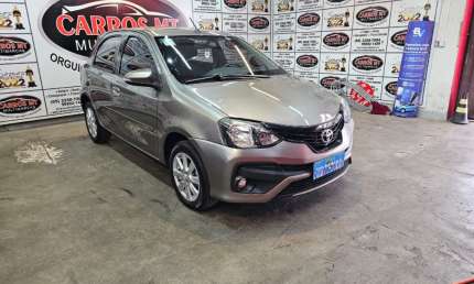 Toyota etios 1.5 x plus  flex 4p automático 2020 